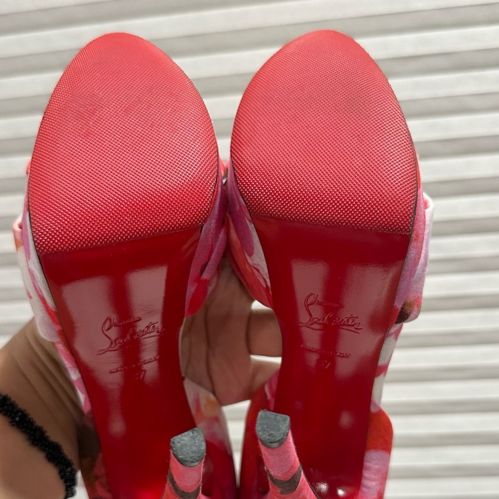 🌺CHRISTIAN LOUBOUTIN🌺 Canvas Floral d'Orsay Pumps Size: 37 - Picture 11 of 11